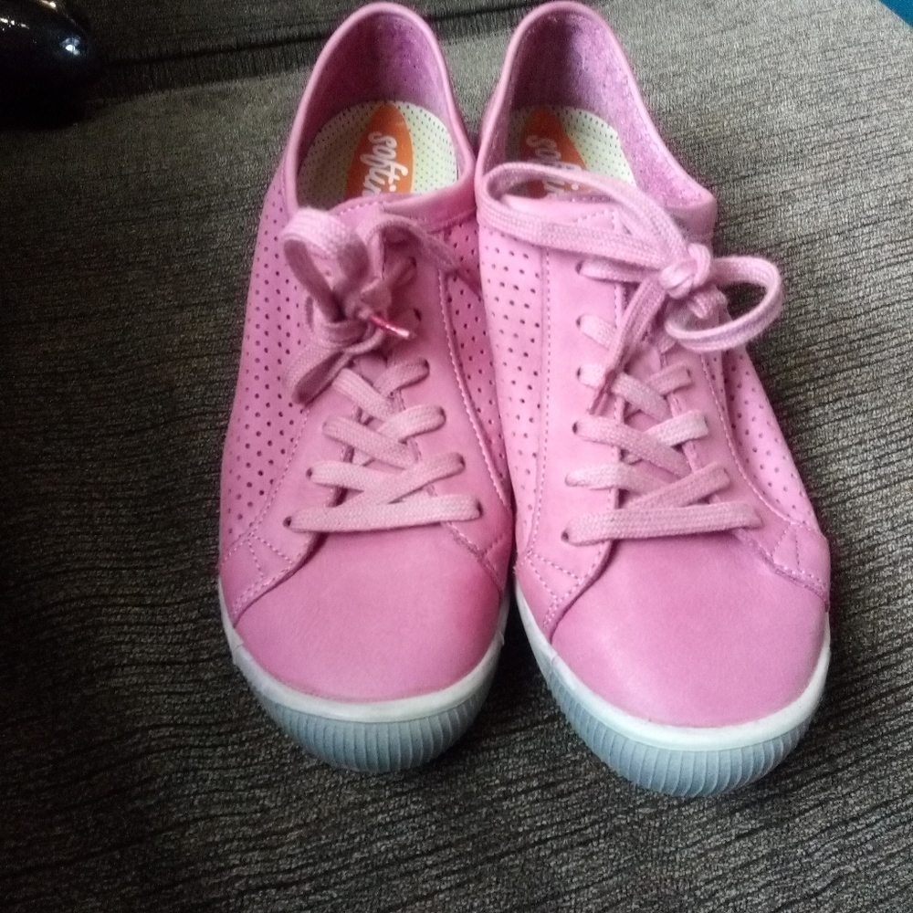 Softinos  pink shoes